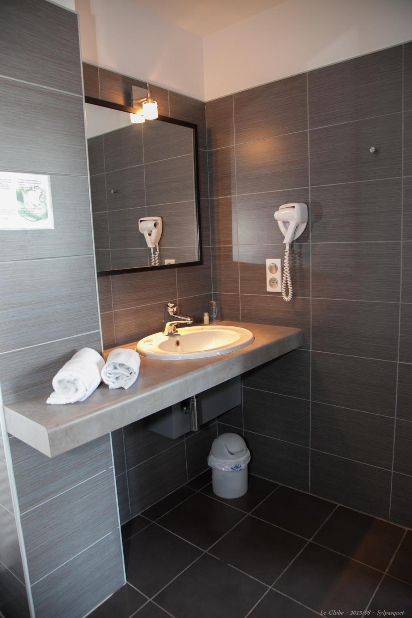 Hotel Bar Le Globe Saint-Die-des-Vosges Rom bilde