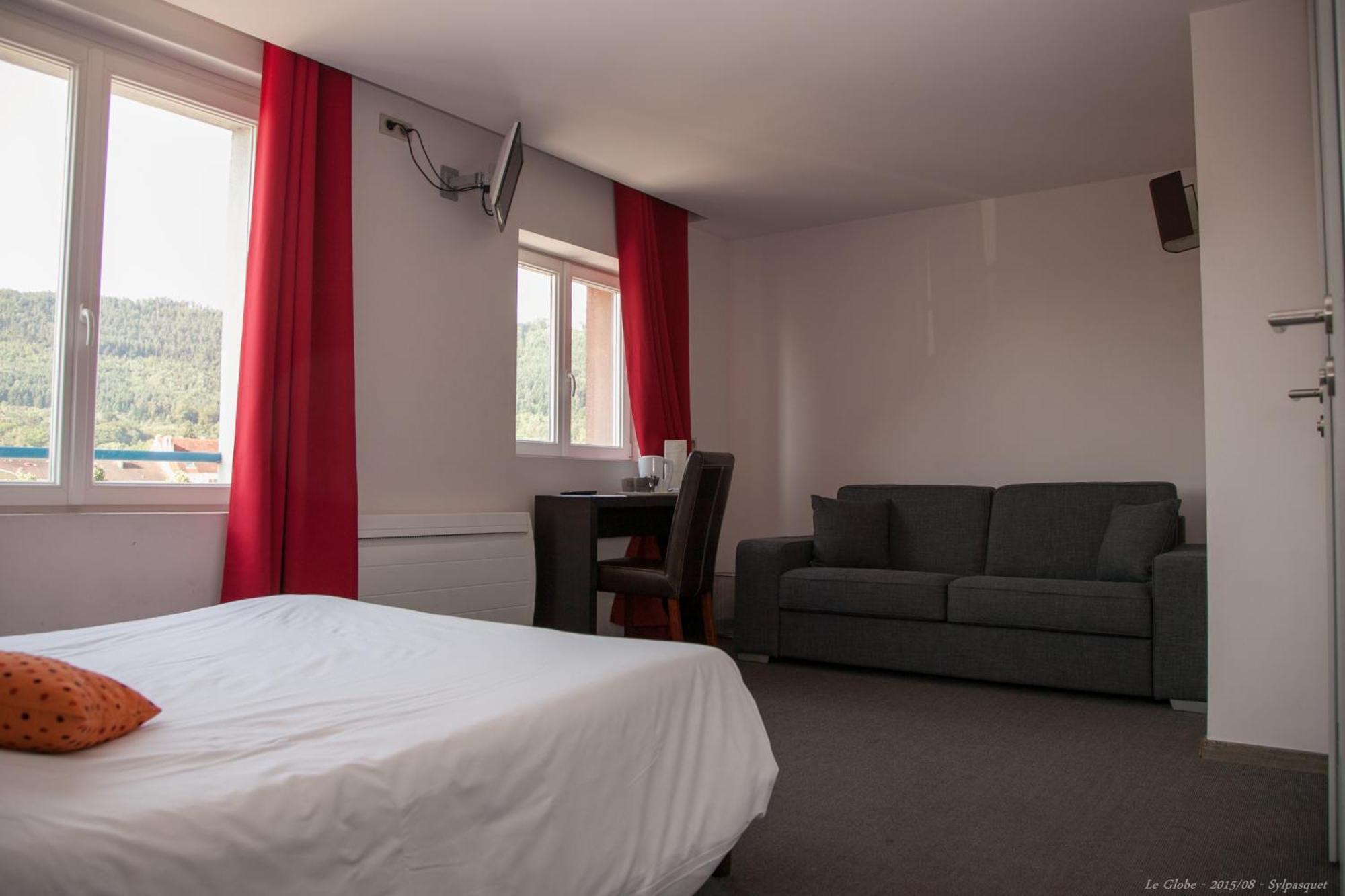 Hotel Bar Le Globe Saint-Die-des-Vosges Rom bilde