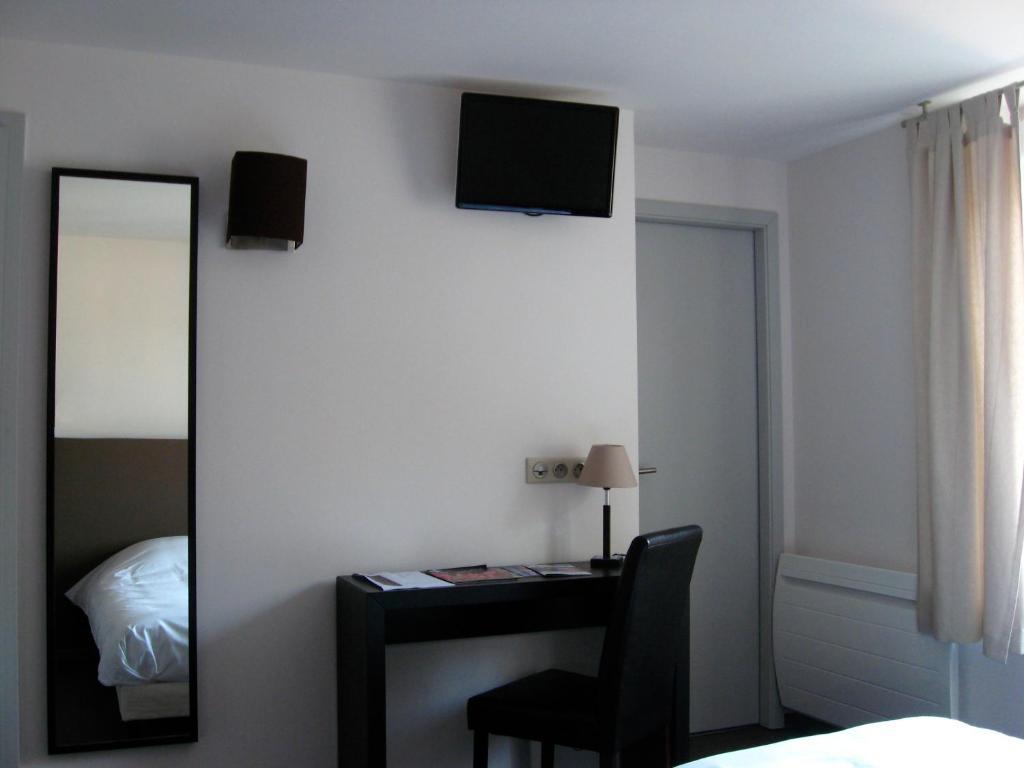 Hotel Bar Le Globe Saint-Die-des-Vosges Rom bilde